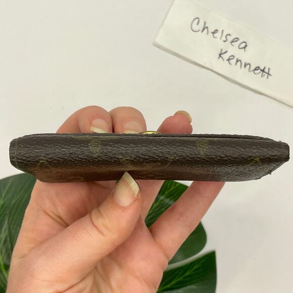 Louis Vuitton 6 Key Chain Holder LV SLG Monogram Print Wallet Keychain Canvas - Picture 7 of 16